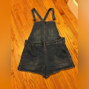 American Eagle short overalls